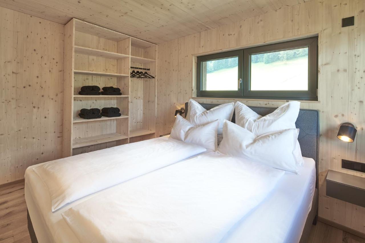 Black Forest Lodges - Gehobene Ferienwohnungen Mit Privatsaunas Tulfes Luaran gambar